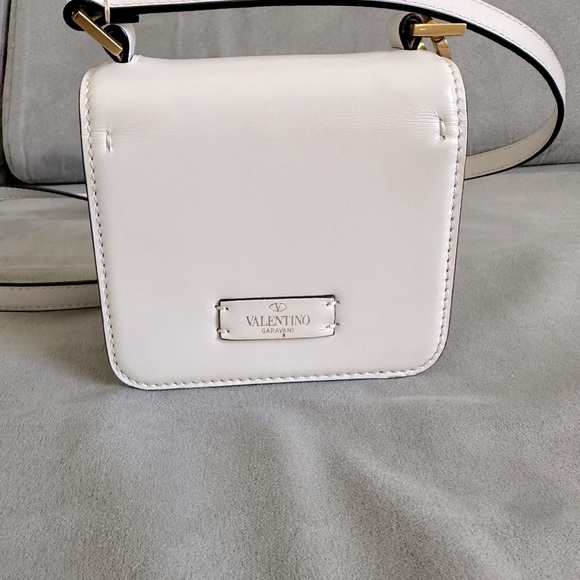 Valentino Garvani Vsling micro cross body bag - Picture 2 of 9